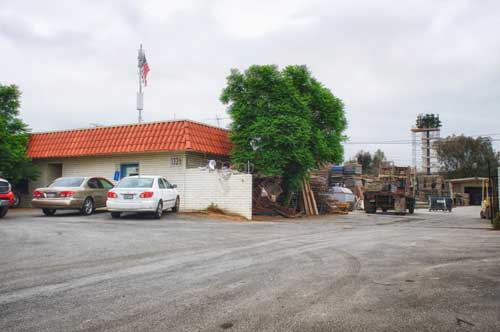 1326-1328-mission-escondido